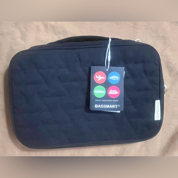 Bagsmart Brand Travel Bag, NWT - Picture 1 of 10